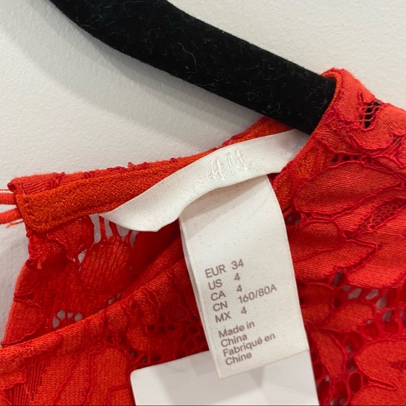 BNWT Red H&M dress - Picture 2 of 3